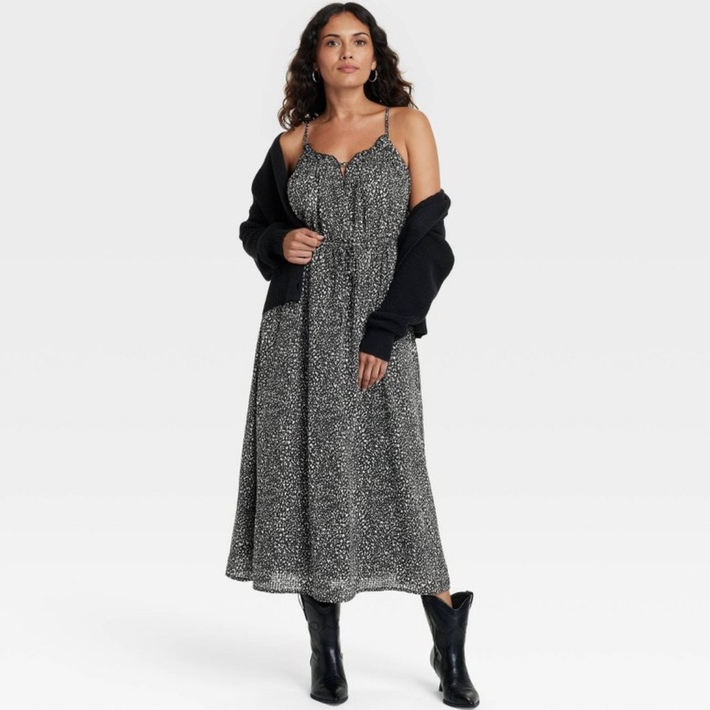 NWT Universal Thread Smocked Midi Sundress